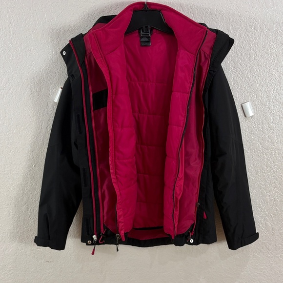 The North Face,Size L,Women's Black and Pink Jacket - Picture 10 of 17